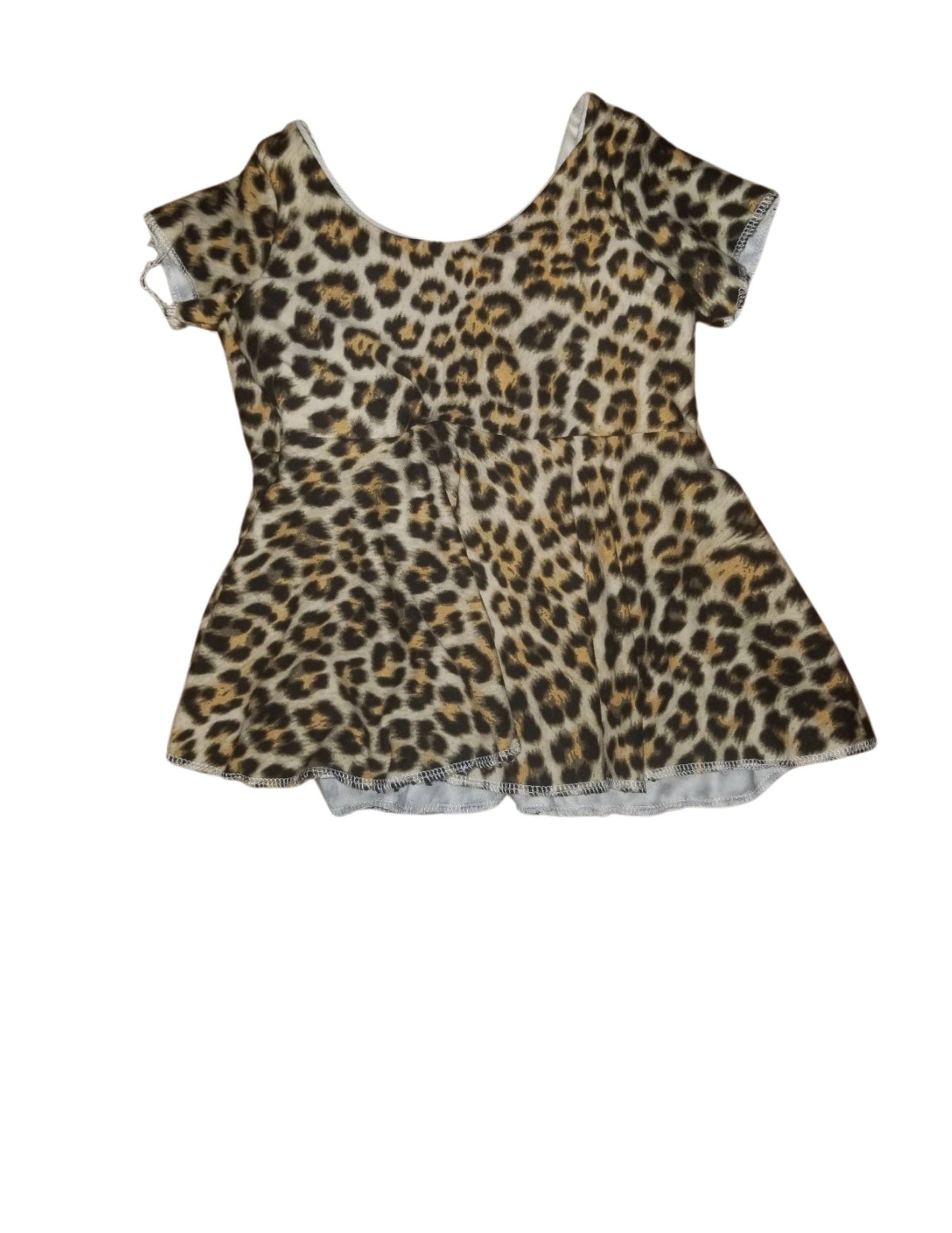 Cheetah peplum top. 4t